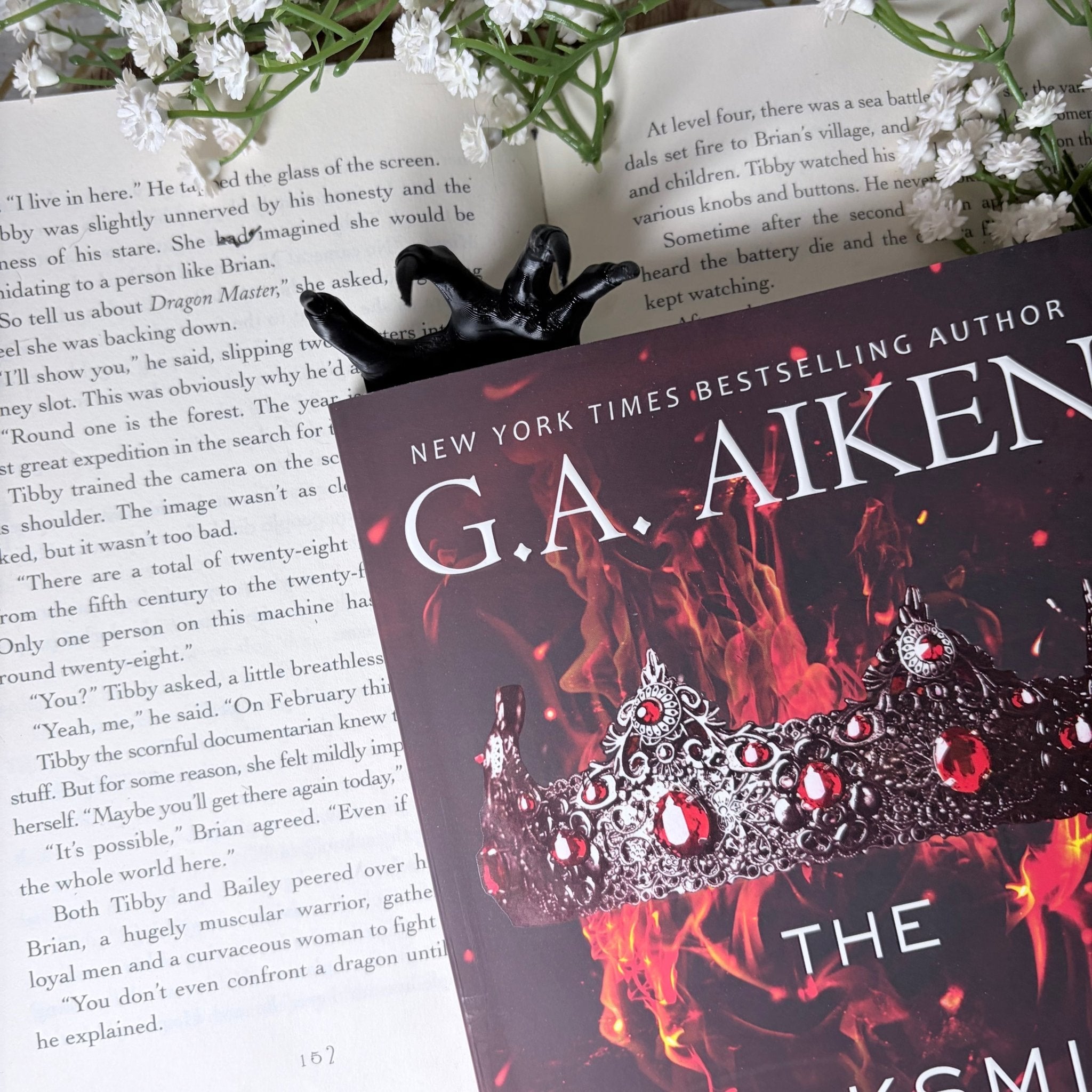 3D Printed Claw Bookmark | Book Accessory