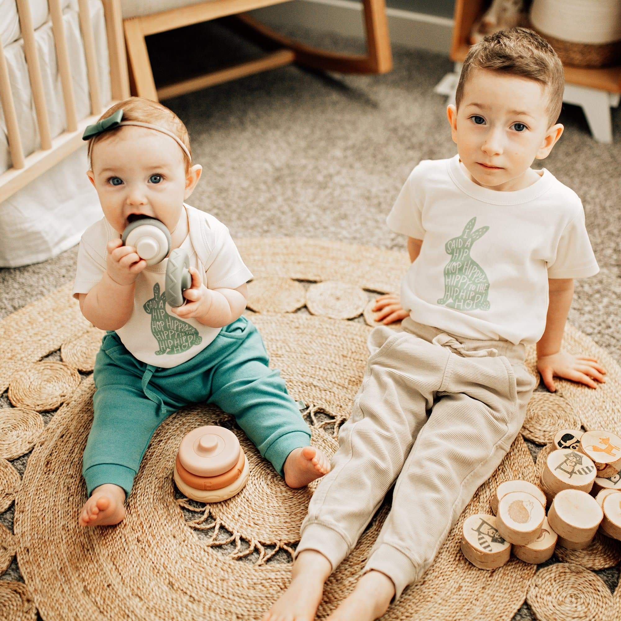 graphic tee | hippy hoppy