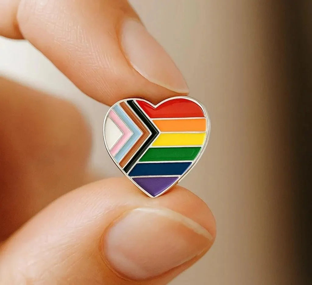 Daniel Quasar Flag Heart Pins