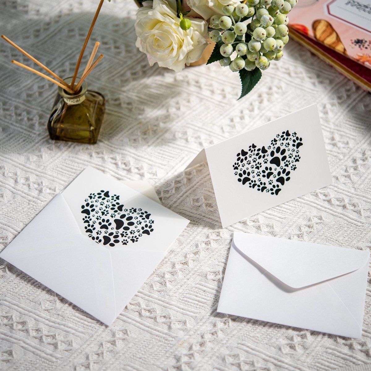 Paw Print Heart Note Cards (12 Cards/Pack)